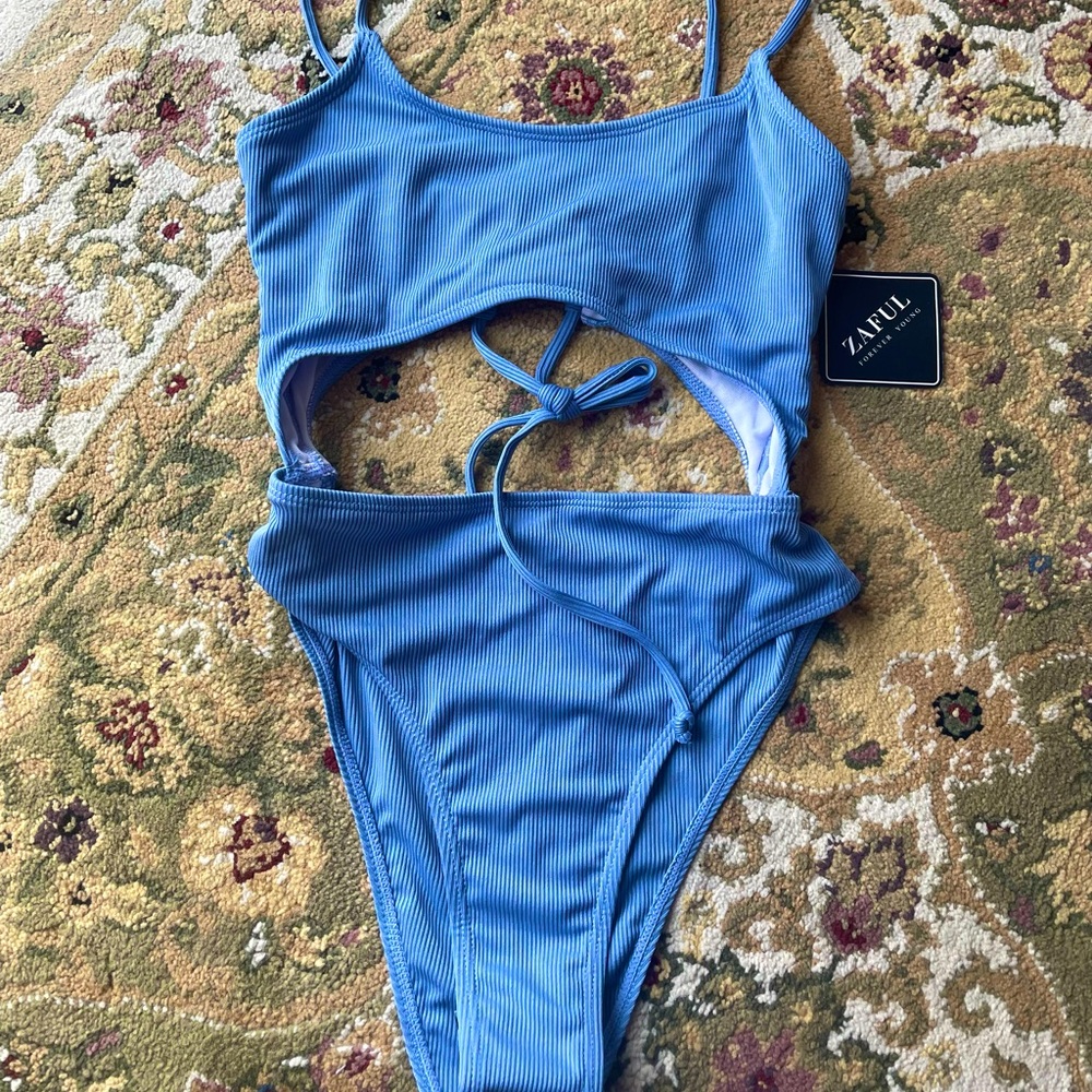 SIZE SMALL ZAFUL one piece swimsuit